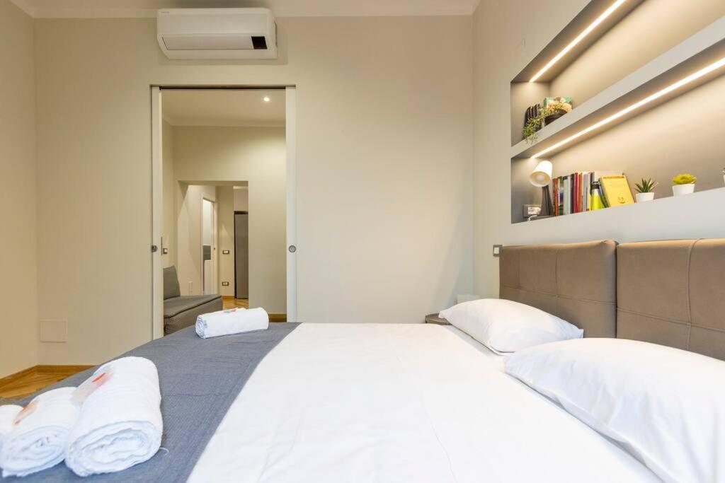 The Italian Design - 10 Minutes To Duomo Apartment Milan Bagian luar foto