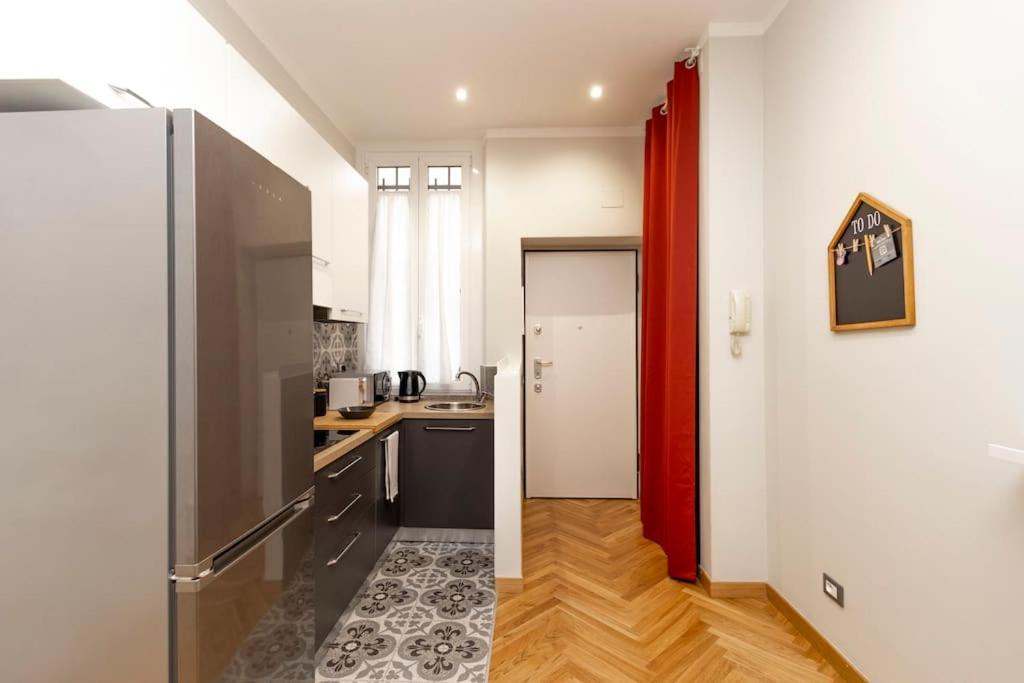 The Italian Design - 10 Minutes To Duomo Apartment Milan Bagian luar foto